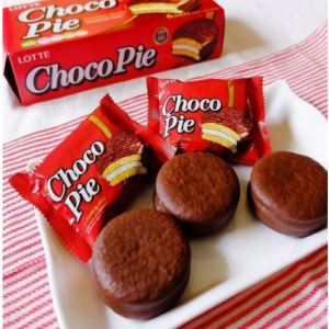 Lotte Choco Pie (Chocolate Marshmallow Cake)